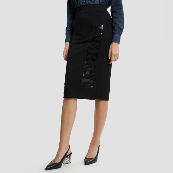 Gianfranco Ferre Logo Print Pencil Skirt - Picture 7 of 7